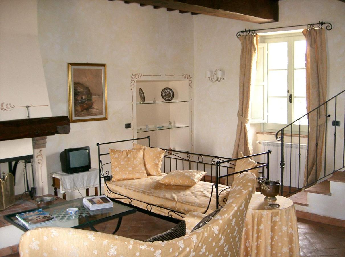 La Fonte Carducciana Villa San Casciano dei Bagni Bagian luar foto